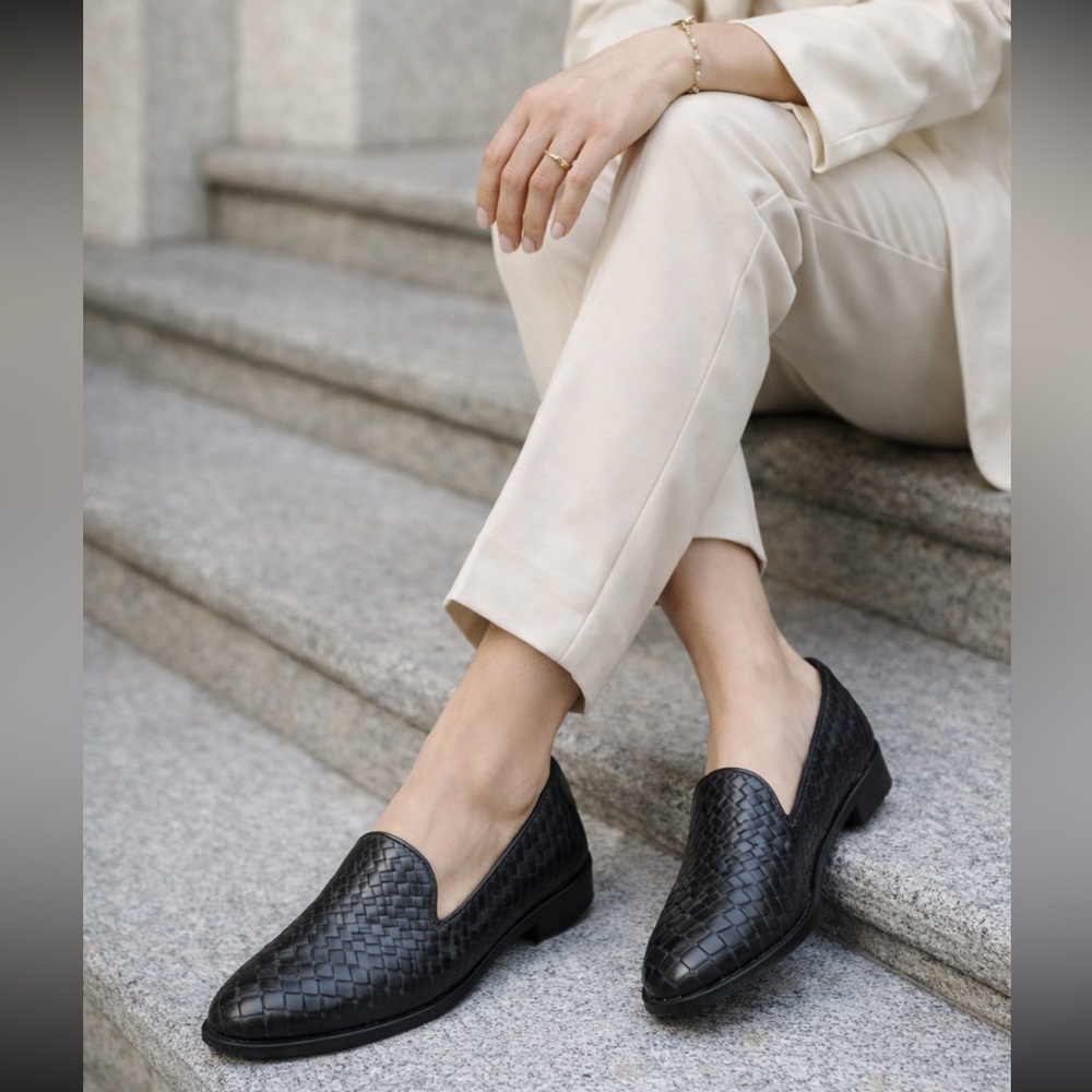 Worthington Black Woven Leather Womens Loafers Sz 9.5M